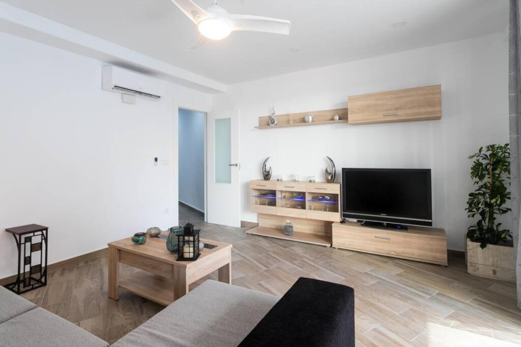 Espacioso Y Centrico Piso Con Zona Chill-Out Apartment Аликанте Екстериор снимка